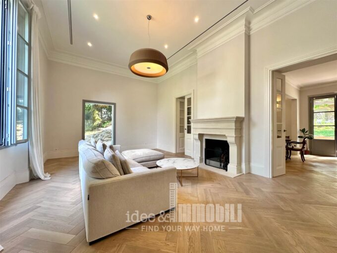 Villa con possibilità di piscina Idee & Immobili Firenze