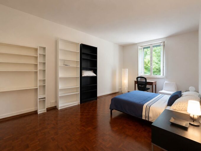 VIALE MAZZINI – SPACIOUS STUDENT APARTMENT WITH A LIVABLE TERRACE Idee & Immobili Firenze